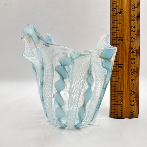 Petite Murano Glass Zanfirico Fazzoletto Handkerchief vase, Mid Century 1960s - Picture 6 of 10